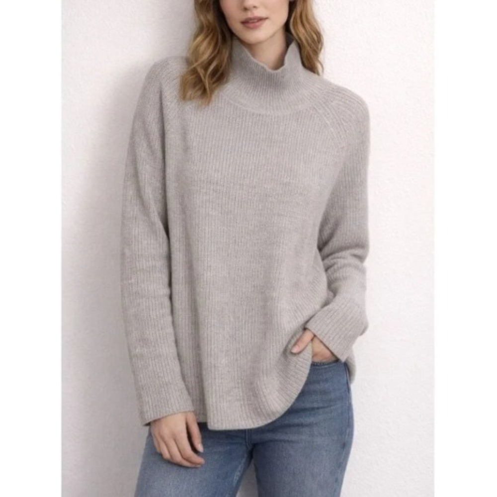 Eileen Fisher Sweater Grey 100% Extra Fine Merino Wool Ribbed Turtleneck M